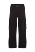 Schwarze Cargo-Hosen aus Baumwolle mit weit geschnittenem Design, ausgestattet mit zwei Fronttaschen und zwei seitlichen Cargo-Taschen. Schlichte, strapazierfähige Nähte.