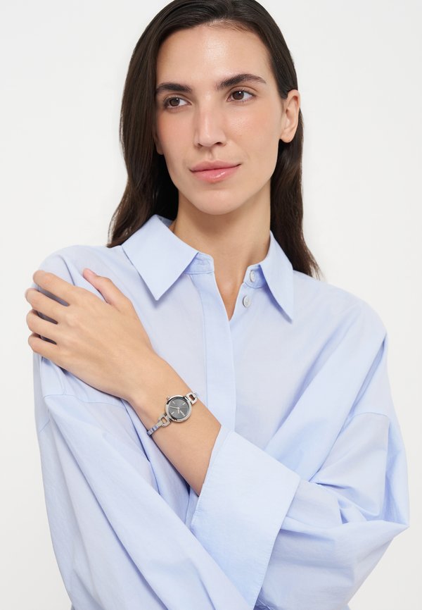 DKNY