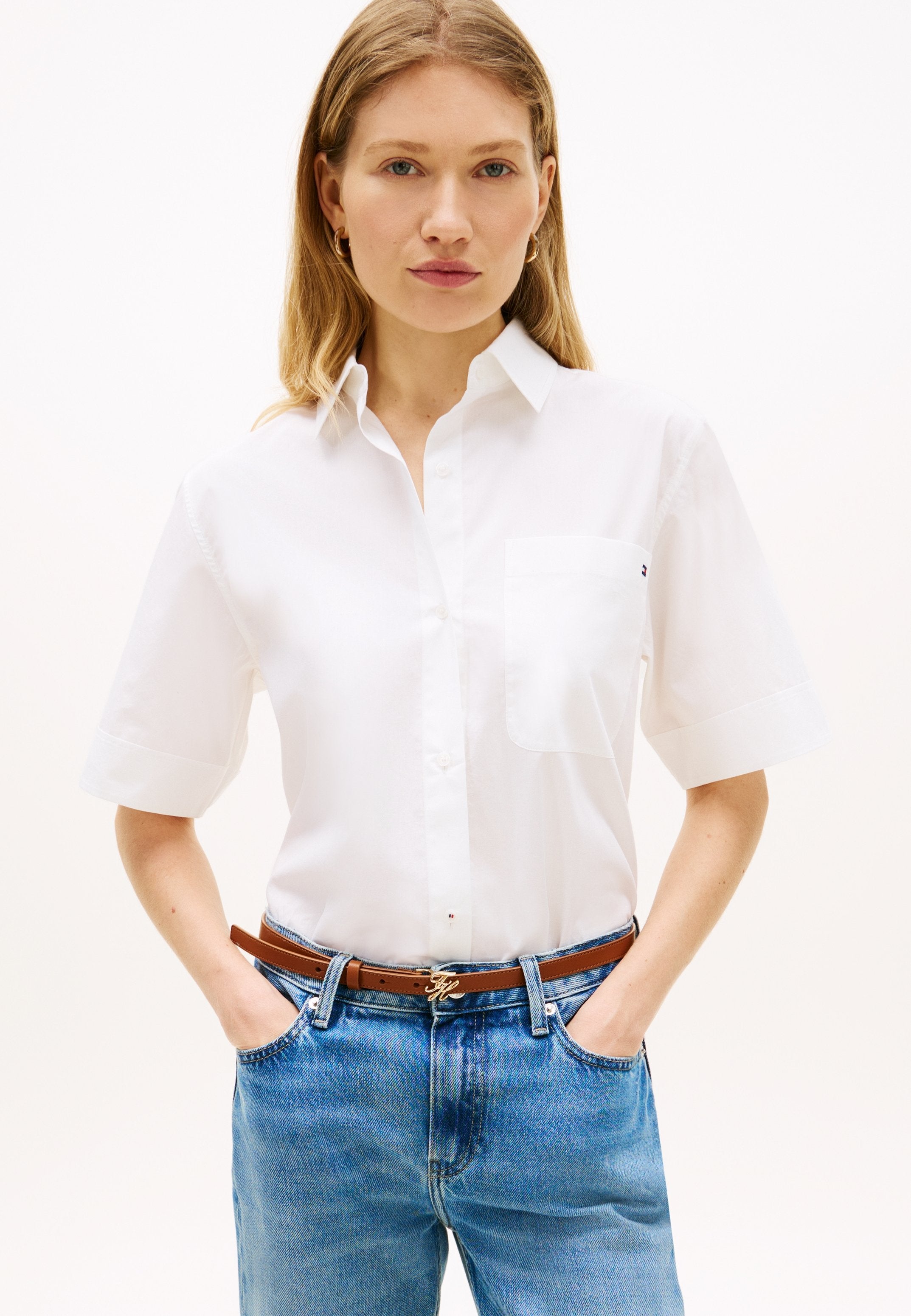 CLASSIC POPLIN SHORT SLEEVE SHIRT Media 3