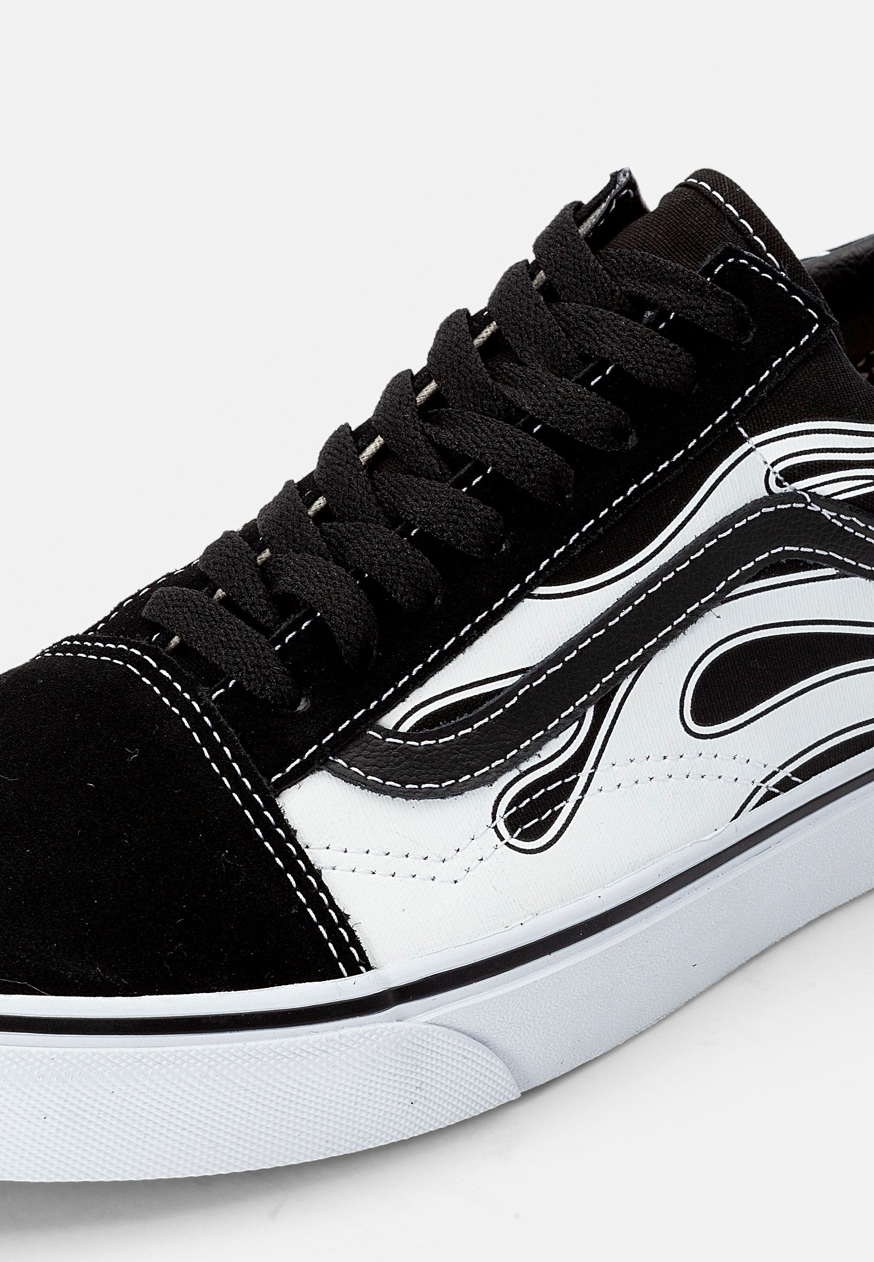 Vans UA OLD SKOOL