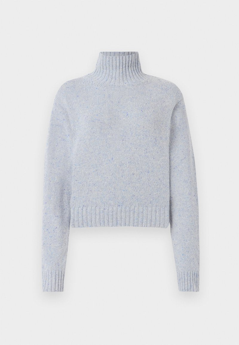 LOIS TURTLENECK Media 1