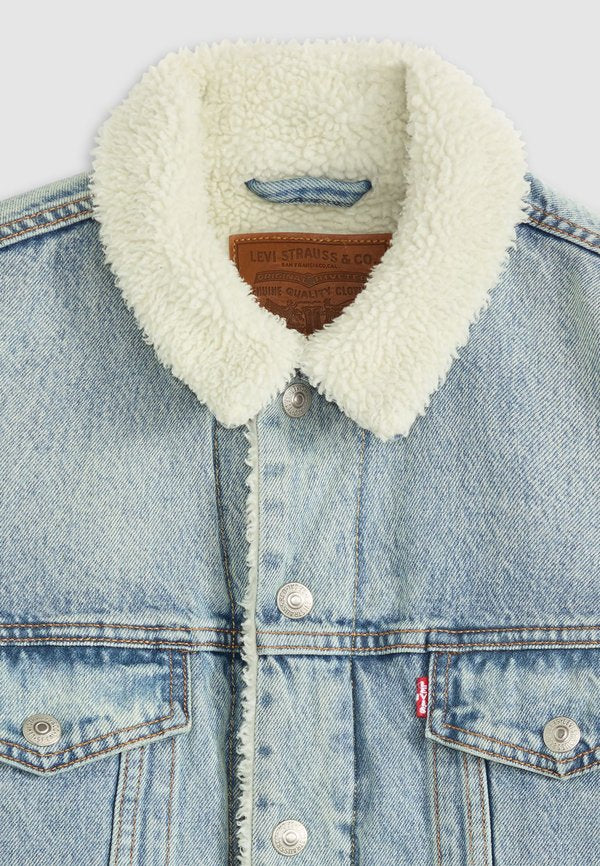 Levi's® TYPE 3 TRUCKER