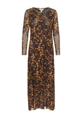 Langes, tailliertes Kleid aus transparentem, leichtem Stoff mit einem Leopardenmuster in Brauntönen und Schwarz, Rundhalsausschnitt und langen Ärmeln.