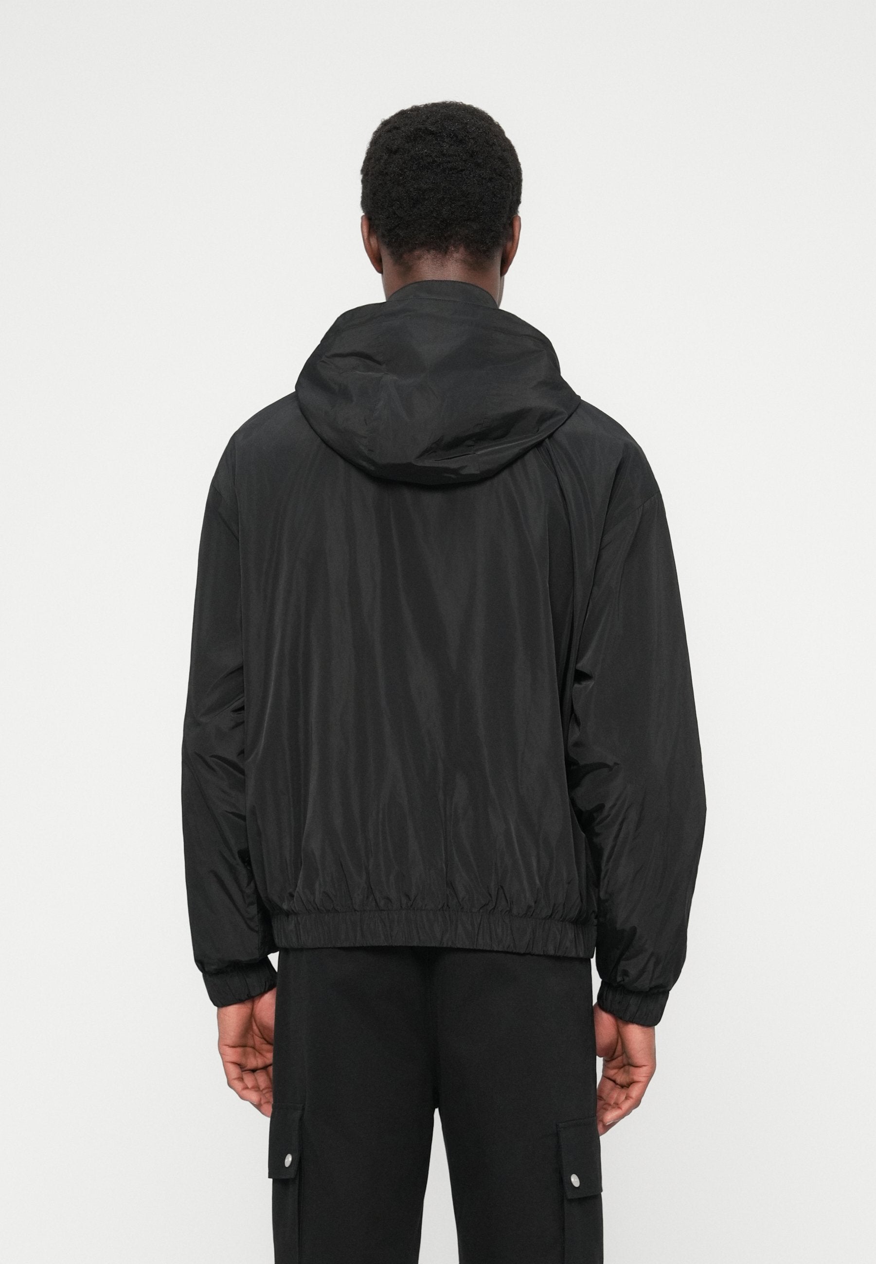 HOODED Media 4