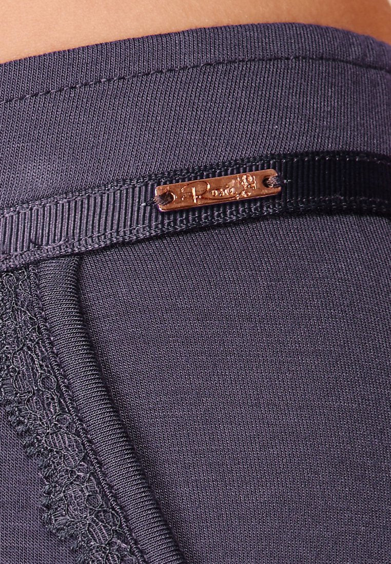 Marks & Spencer