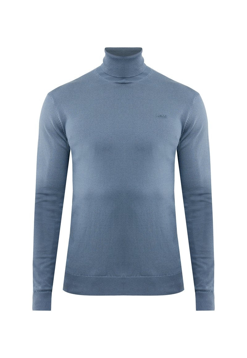 Blauer Langarm-Turtleneck-Pullover mit feiner Rippstruktur und kleinem gesticktem Logo auf der Brust.