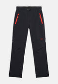 Schwarze Outdoor-Hose mit geraden Beinen, roten seitlichen Reißverschlusstaschen, Knopf- und Reißverschluss und rotem CMP-Logo am Oberschenkel.