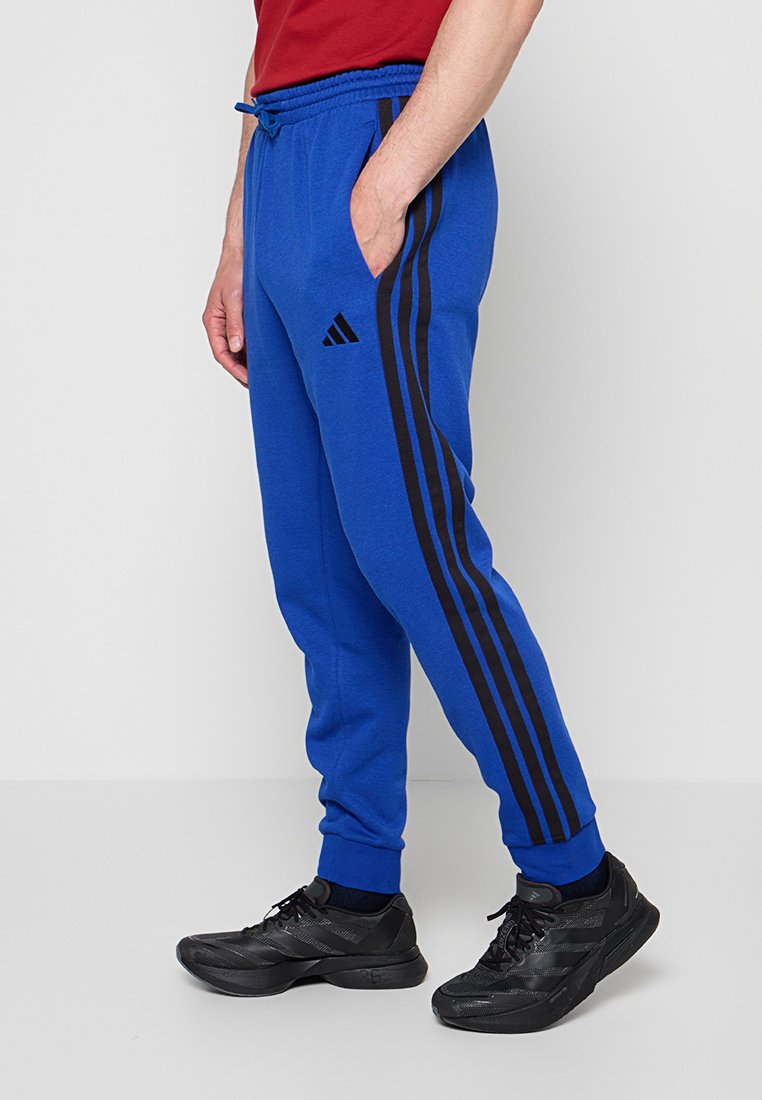 adidas Sportswear REGULAR FIT