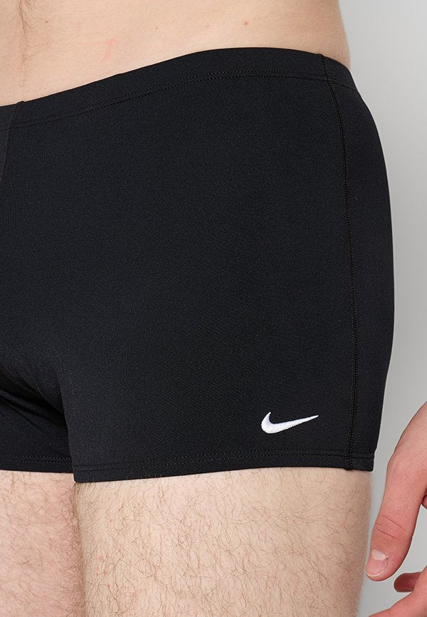 Nike Performance