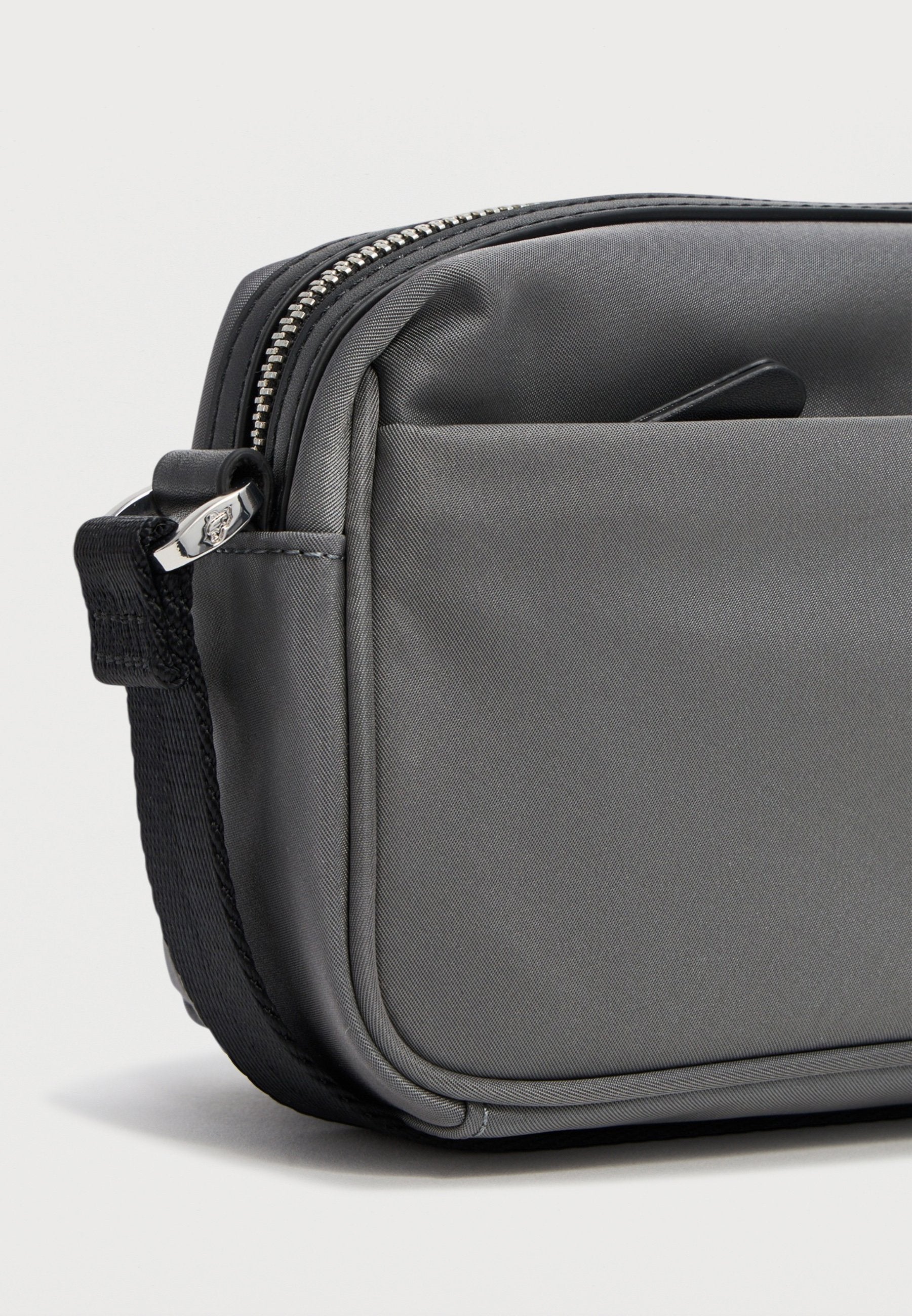 Mandarina Duck HUNTER