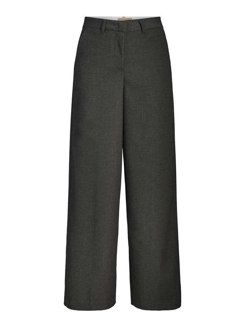 Tailored JXNIA Tailored Media 1
