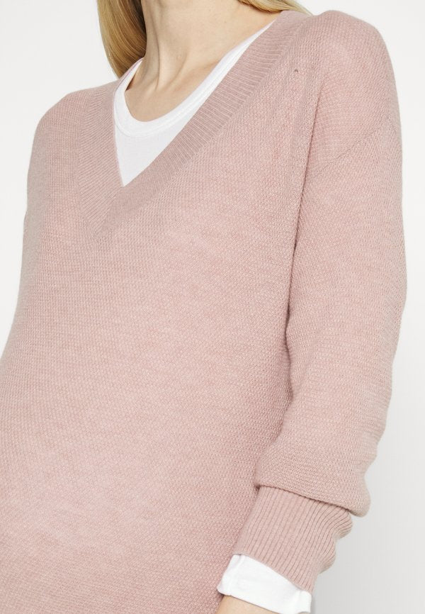 GAP Maternity V NECK