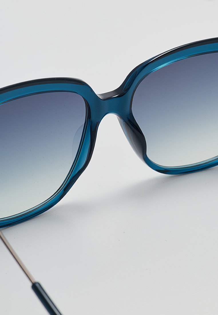 Calvin Klein Jeans Sonnenbrille Media 6