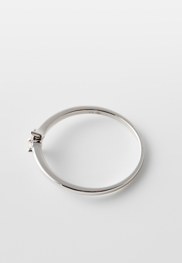 Le Diamantaire ALBA 0.08 CT DIAMOND