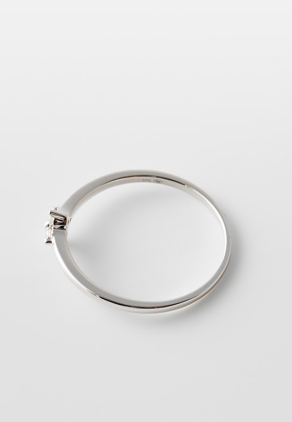 Le Diamantaire ALBA 0.08 CT DIAMOND