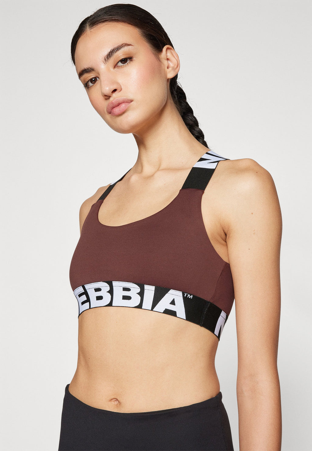 Nebbia MEDIUM SUPPORT CRISS CROSS SPORTS BRA ICONIC