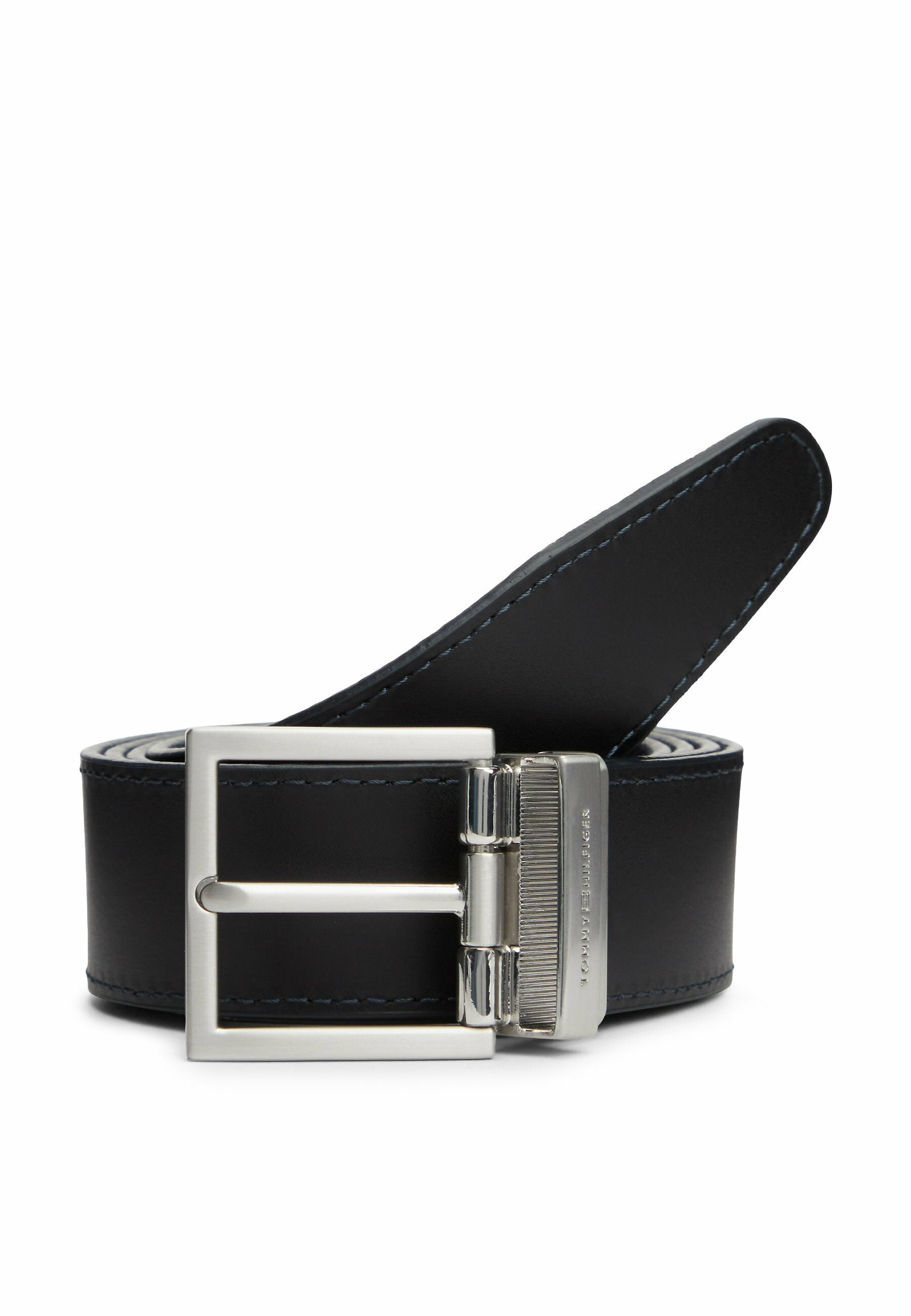  REVERSIBLE SQUARE BUCKLE Media 1