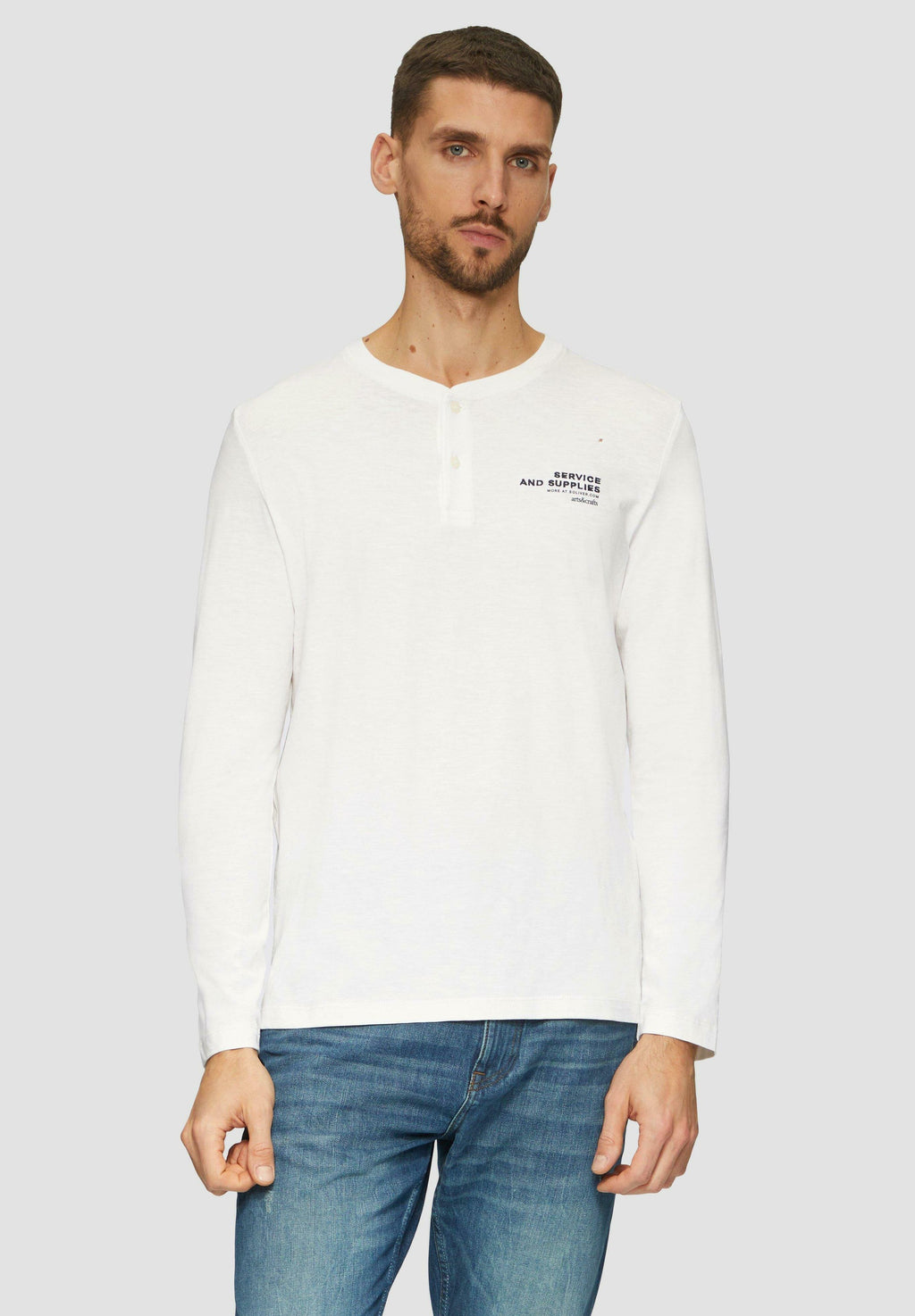 s.Oliver MIT HENLEY AUSSCHNITT