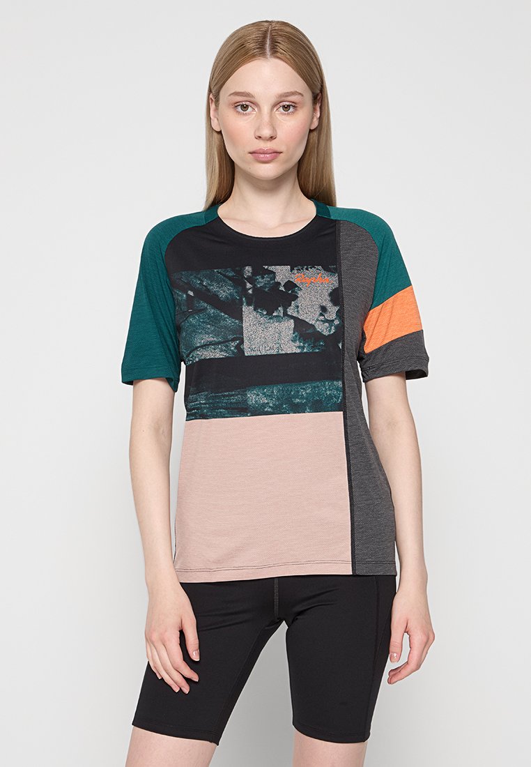 Rapha