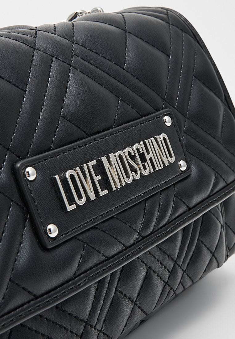 Love Moschino