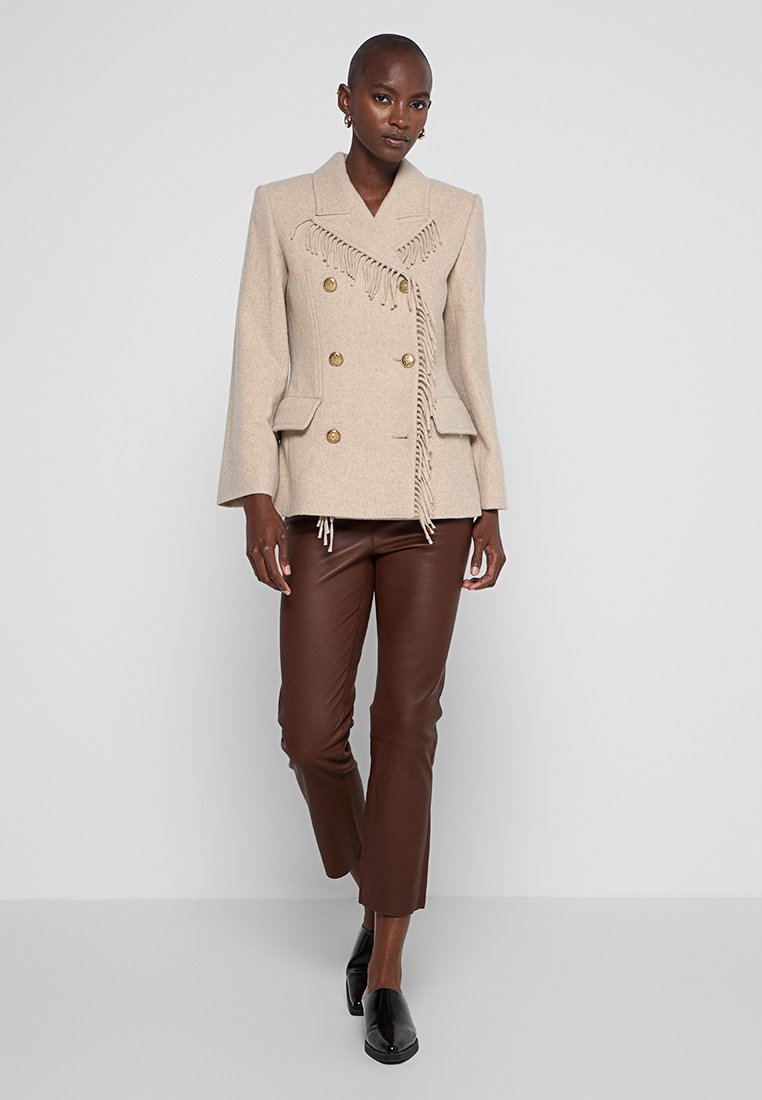 By Malene Birger FLORENTINA