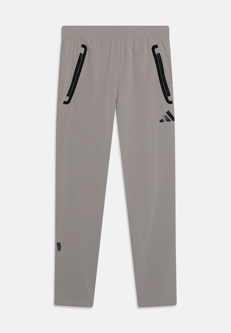 TIRO25 COMPETITION VISTECH TRAVEL PANTS Media 1
