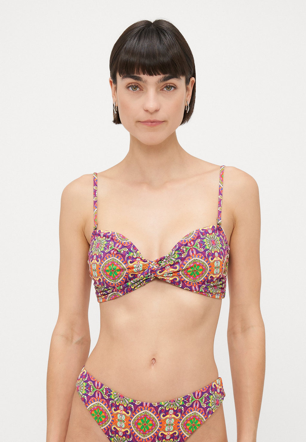It's Now Cool THE TWIST BANDEAU