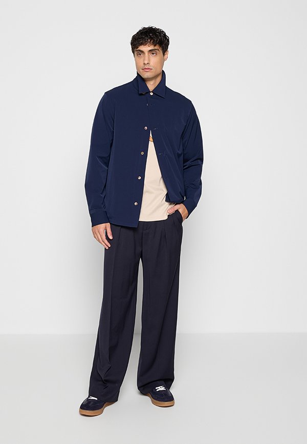 PS Paul Smith CASUAL FIT