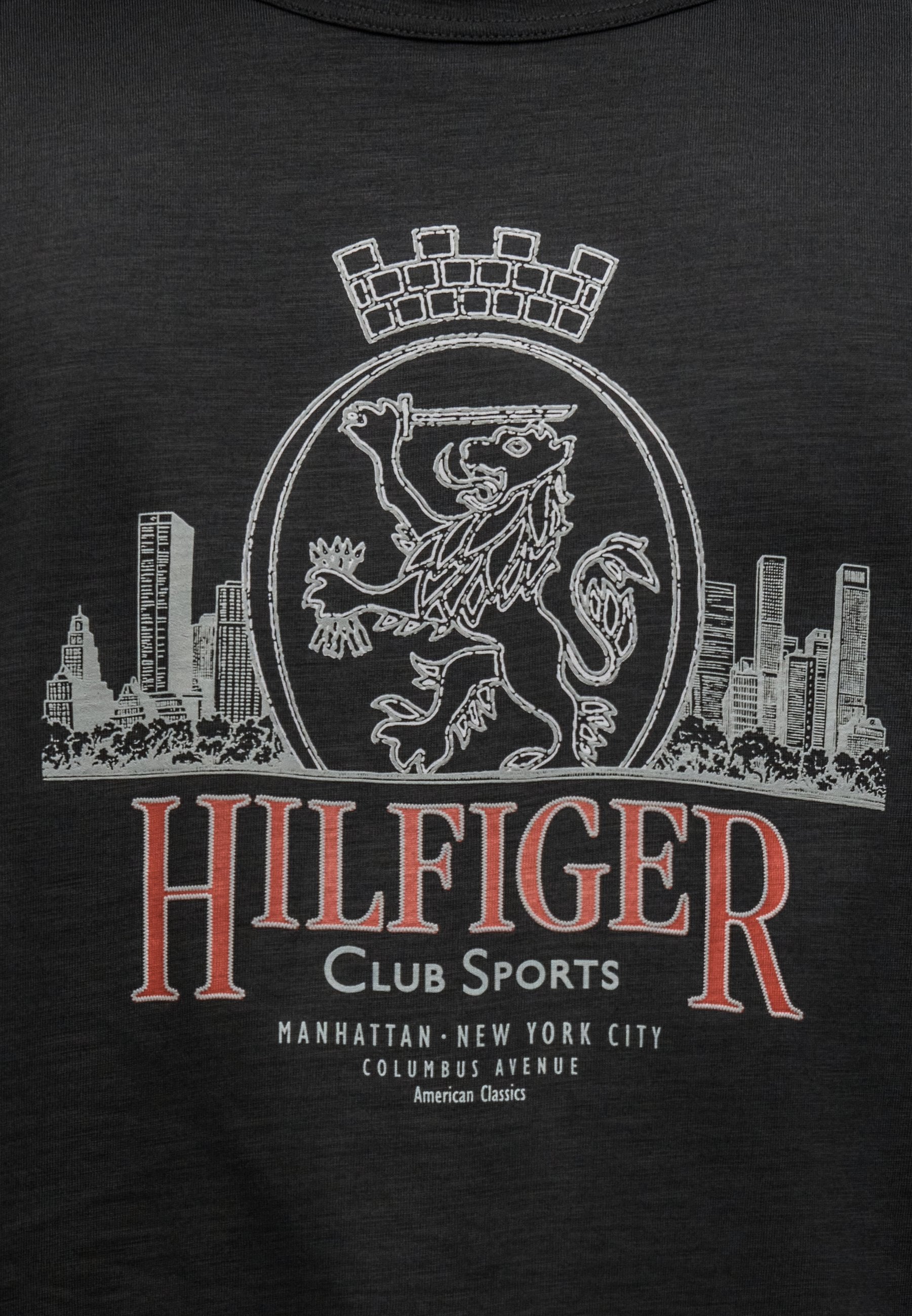 HERITAGE CREST LOGO TEXTURED JERSEY T-SHIRT Media 6