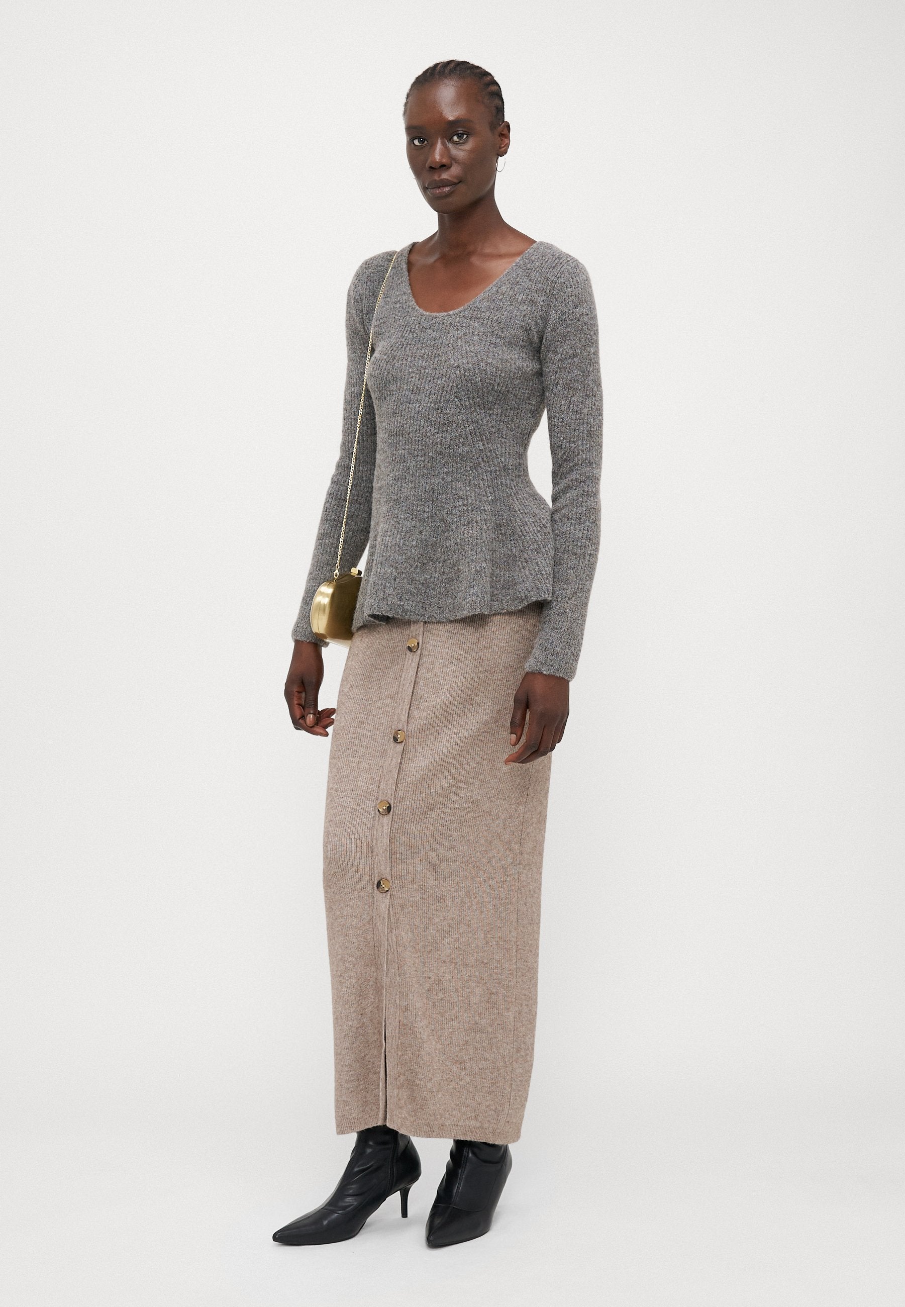 ONLIBI BUTTON SKIRT  Media 2