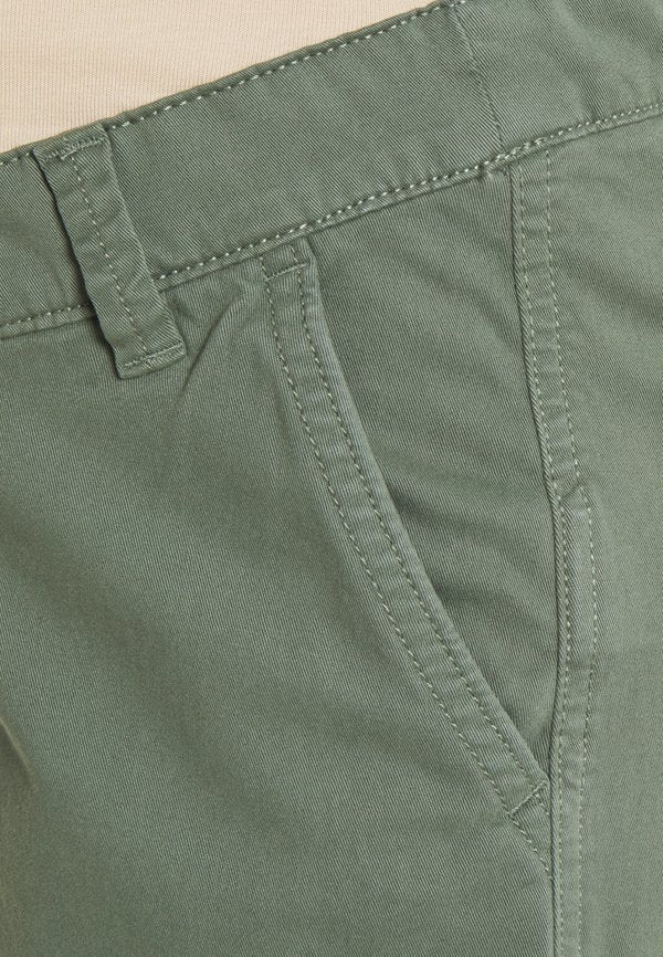 GAP Maternity EVERYDAY
