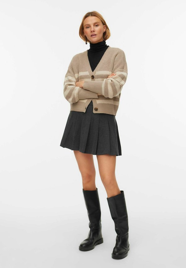 Vero Moda VMLEA V NECK CARDIGAN - Cardigan - moon rock
