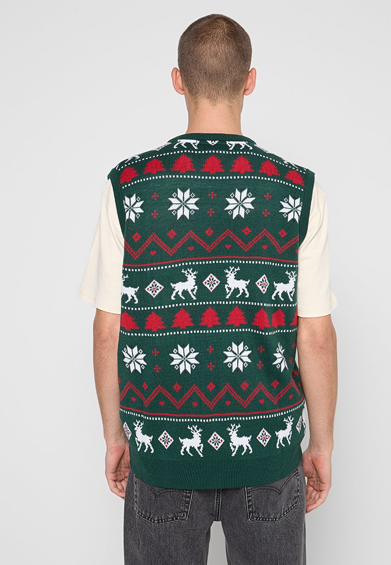 CHRISTMAS RELAXED FIT Media 2