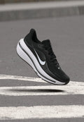 Nike Performance AIR WINFLO 12 - Road running shoes - black/white/dark smoke grey