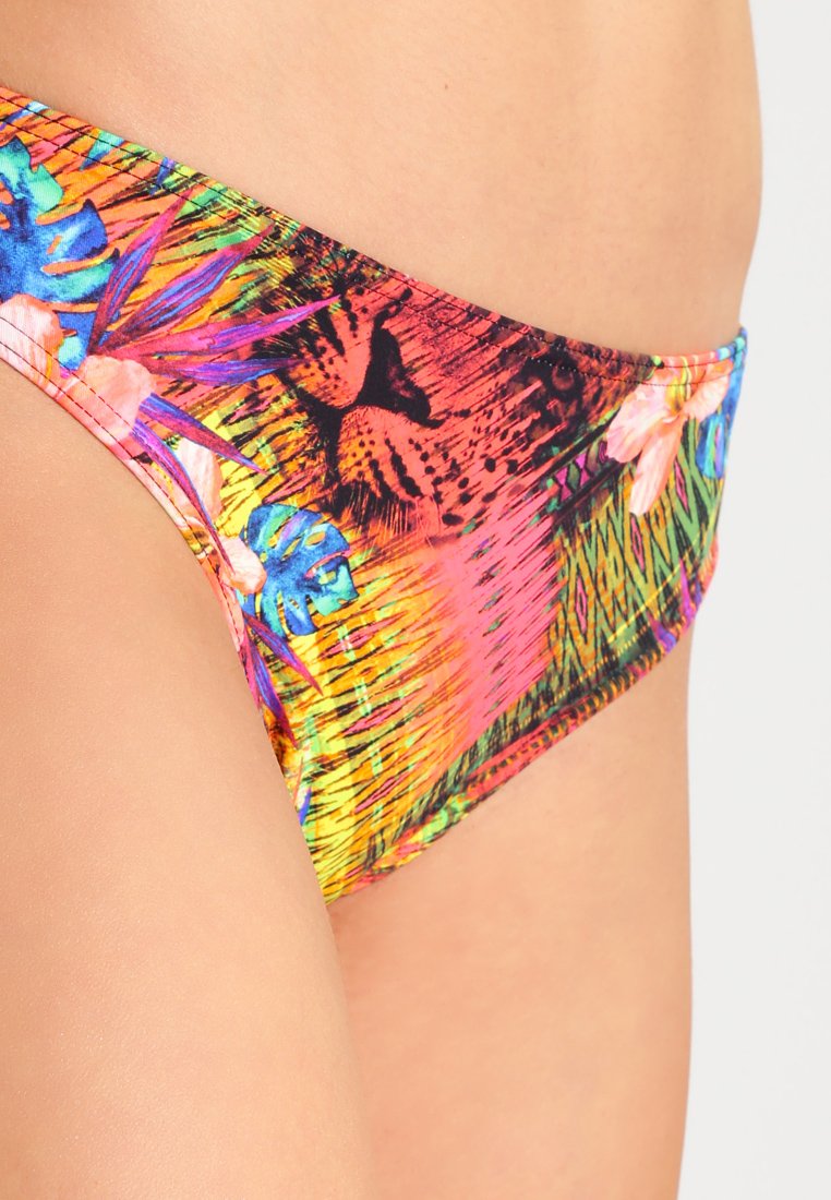 Freya SAFARI BEACH