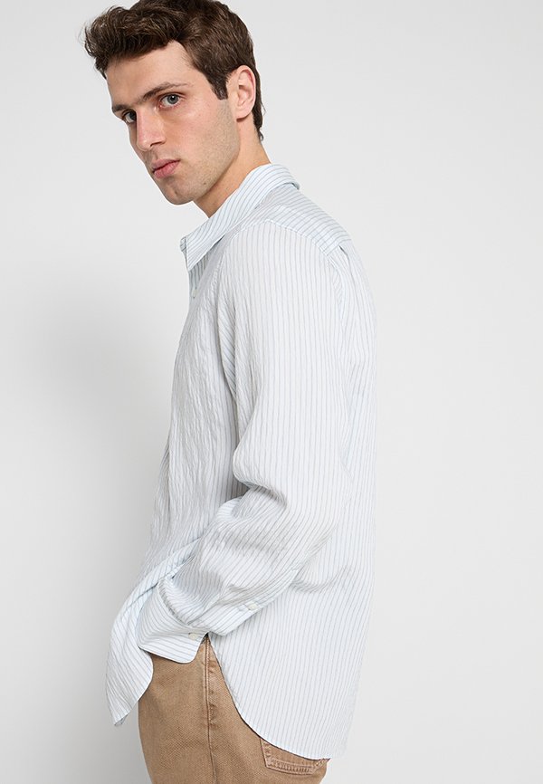 Calvin Klein LOOSE FIT