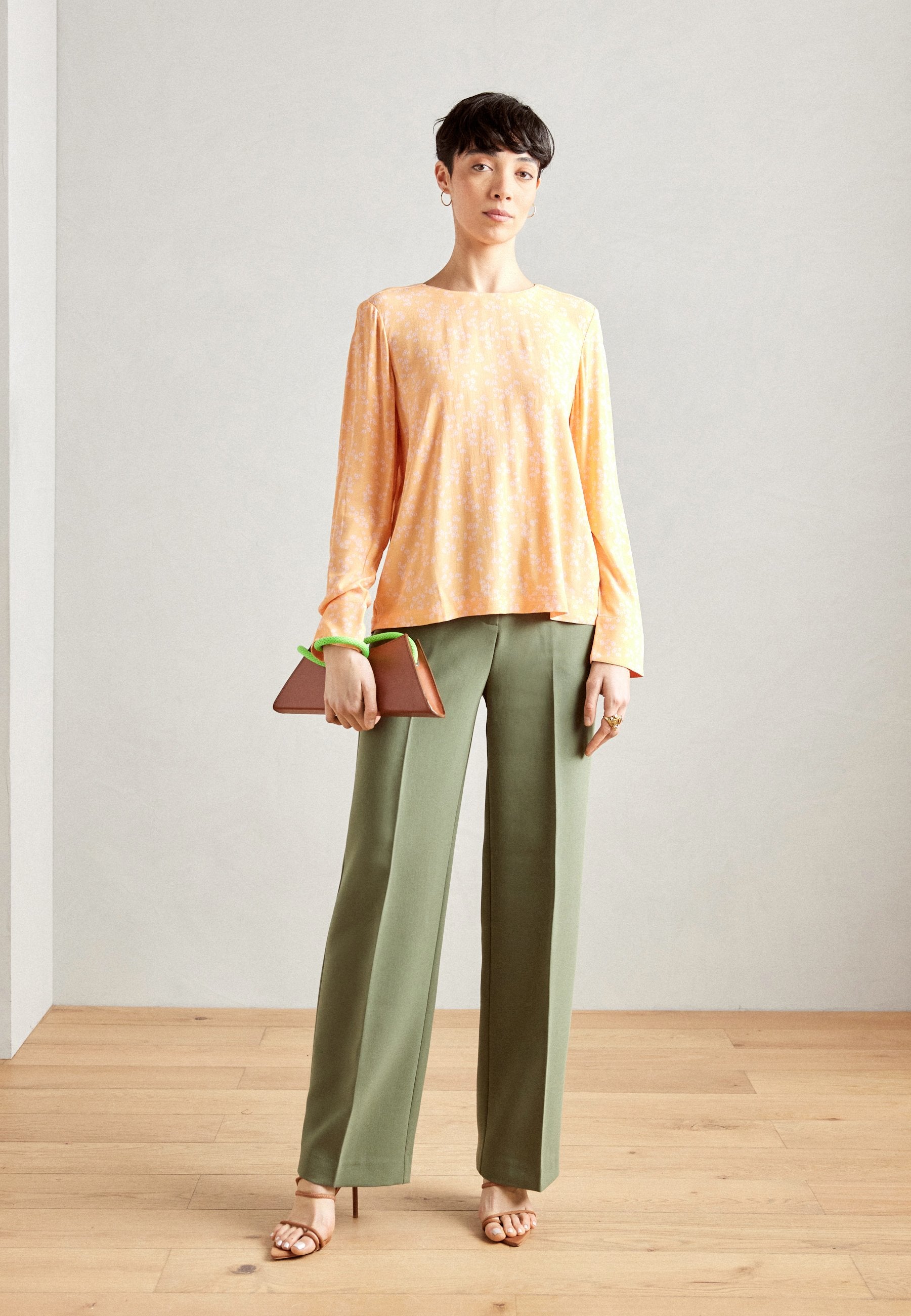 Esprit Bluse Media 2