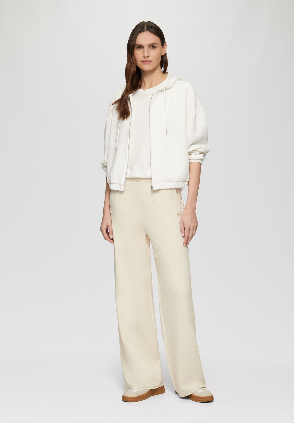 RELAXED FIT  Media 5