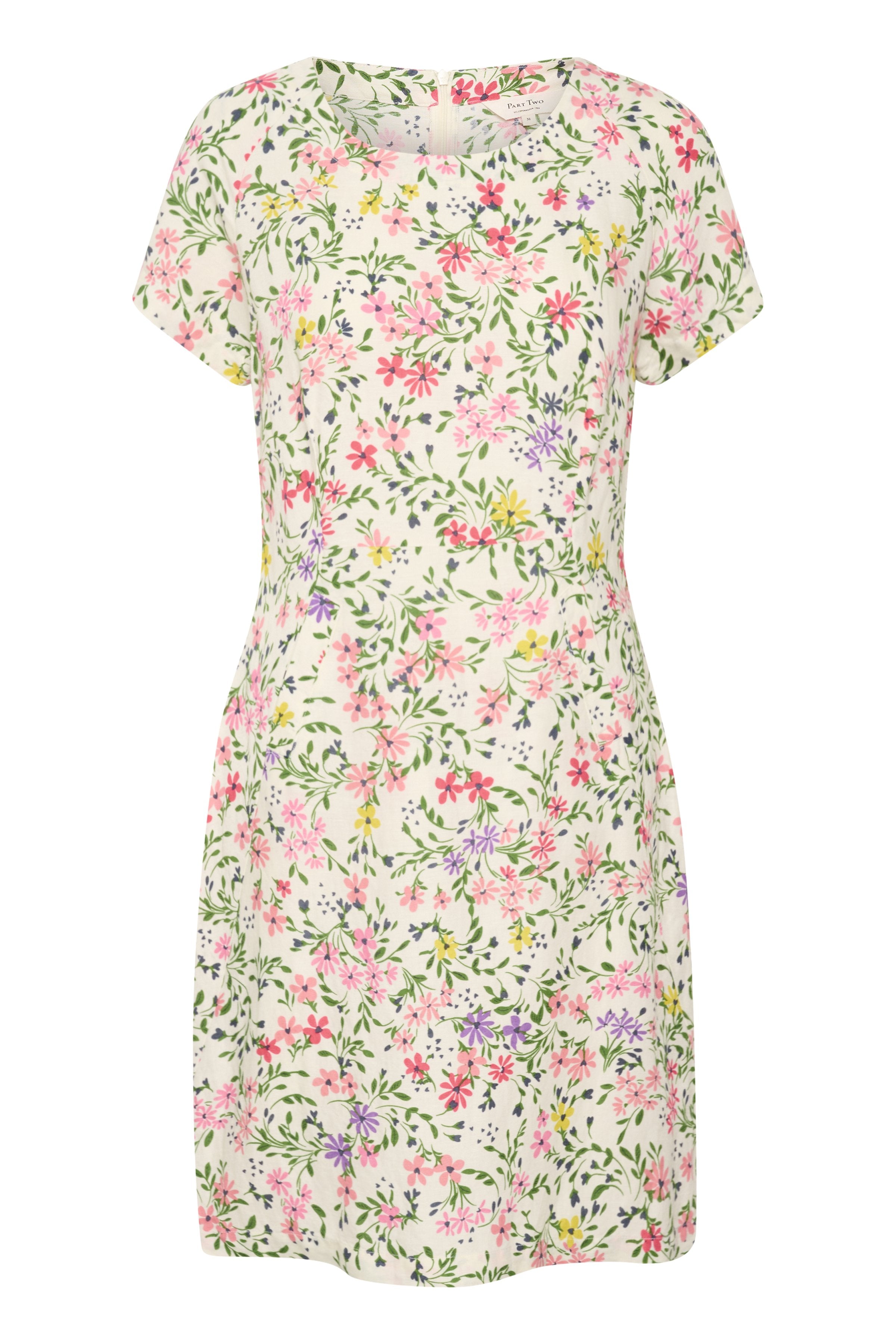 Blumenkleid mit quadratischem Ausschnitt, kurzen Ärmeln und lockerer Passform. Es hat einen weißen Hintergrund mit rosa, lila und grünen Blumenmustern.