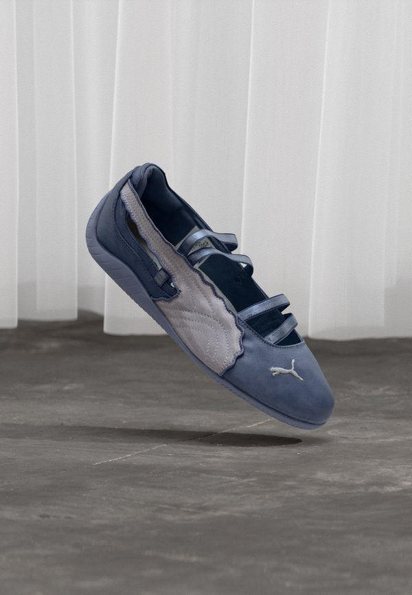 Puma SPEEDCAT BALLET VENUS WNS - Ankle strap ballerina shoes - gray sky/vibrant silver-coloured