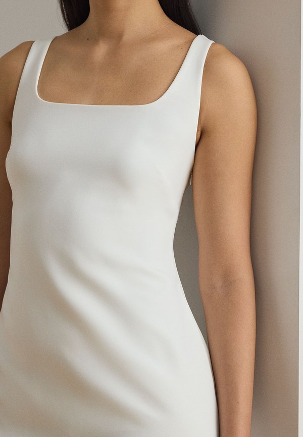 Lauren Ralph Lauren TWIST-BACK CREPE SLEEVELESS GOWN