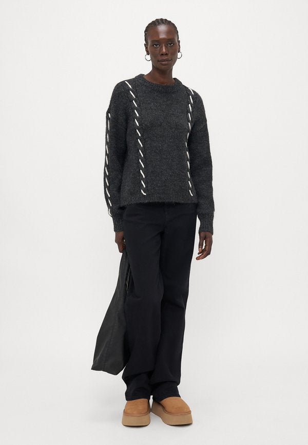 Vero Moda Tall VMILINA O NECK HANDSTITCH