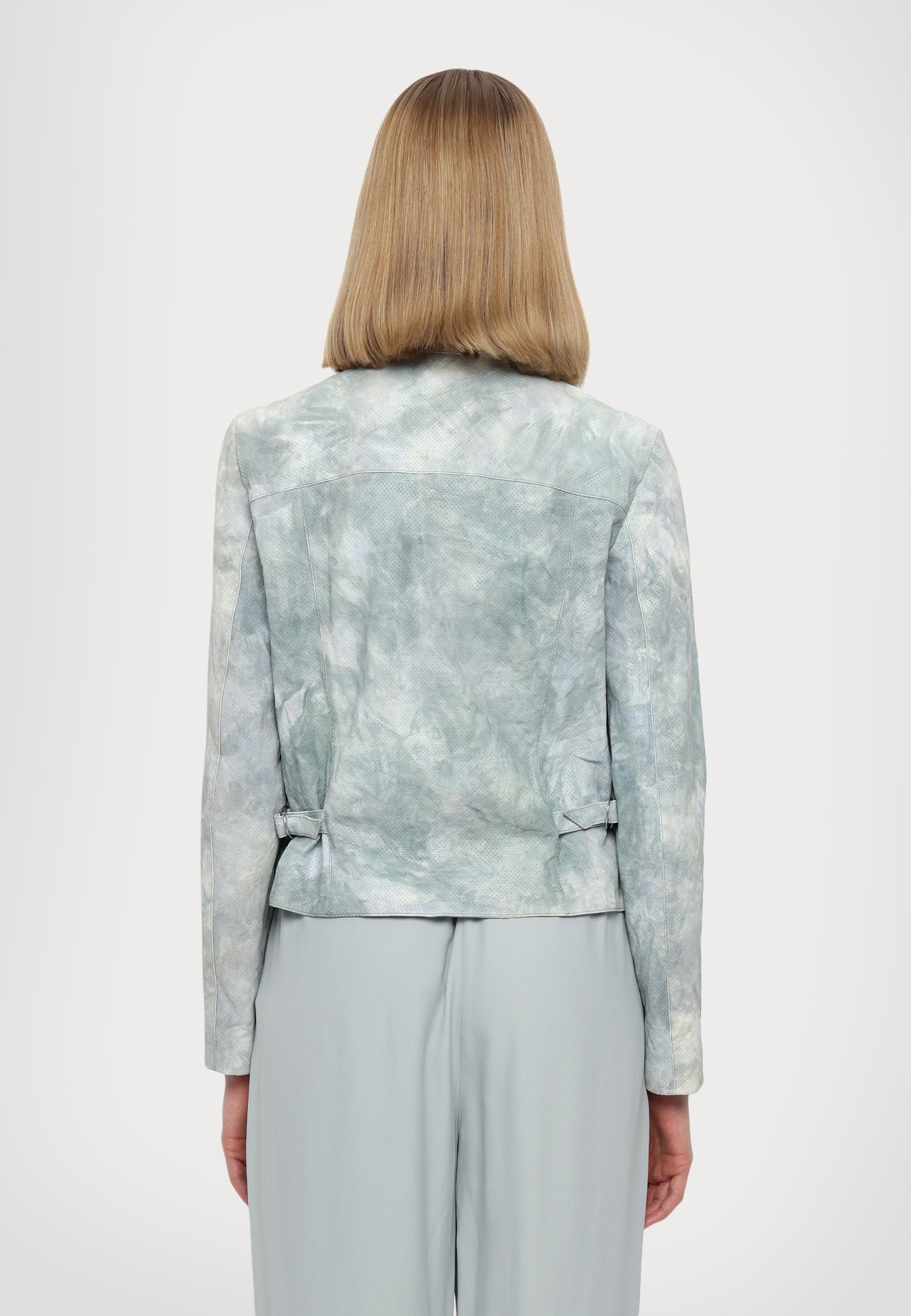 Emporio Armani READY TO WEAR
