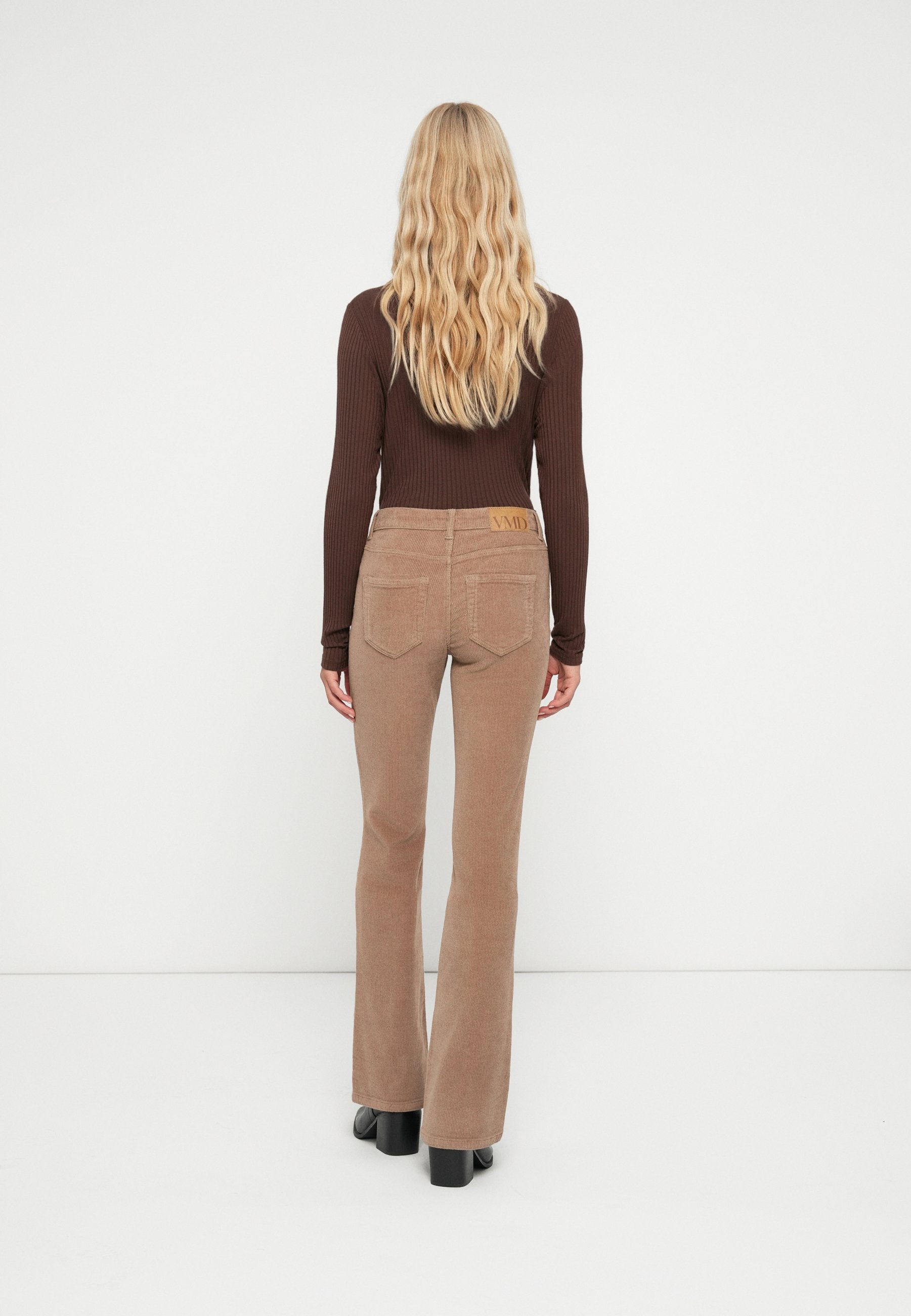 Vero Moda Flared fit VMFLASH Mid rise