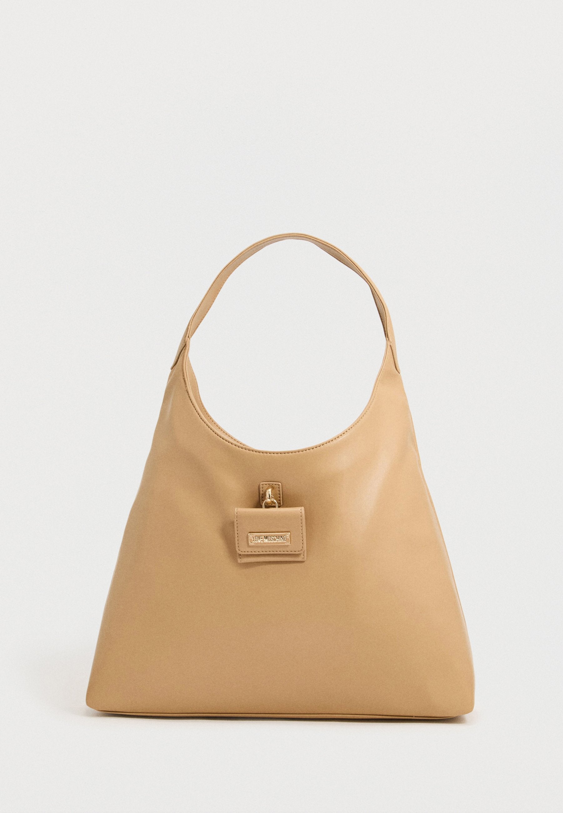 Love Moschino