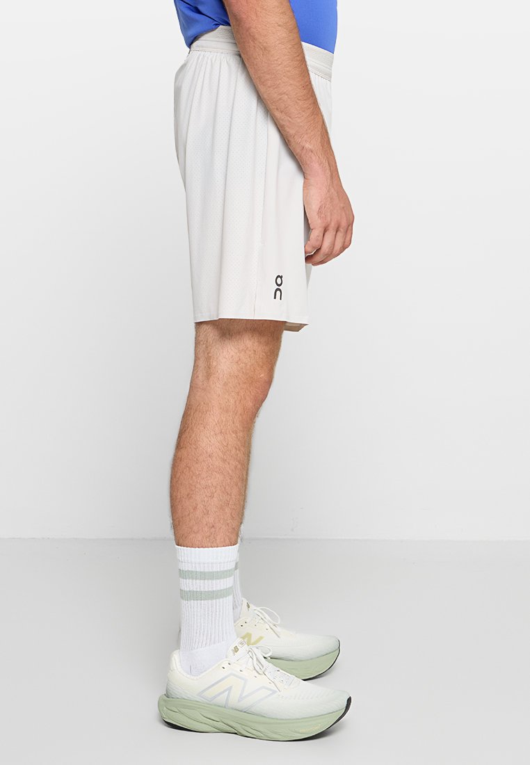 On Kurze Sporthose Media 2