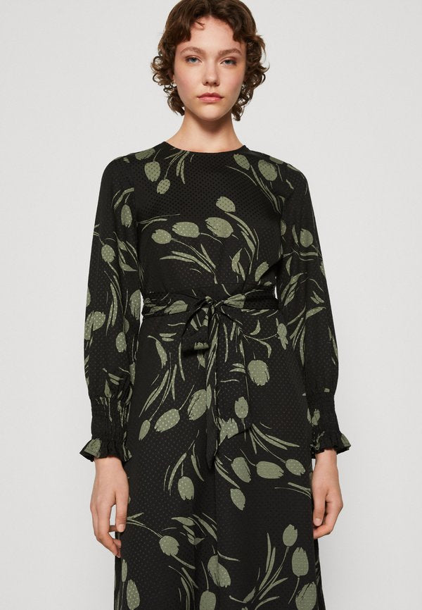 Vero Moda VMMARTA CALF DRESS