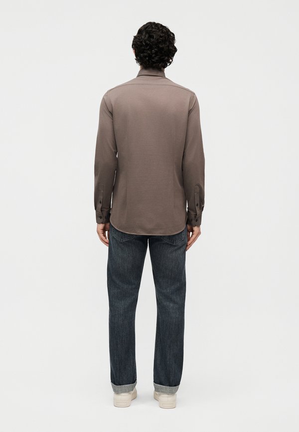 Michael Kors PERFORMANCE SLIM FIT