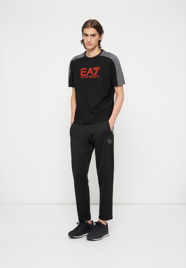 EA7 Emporio Armani