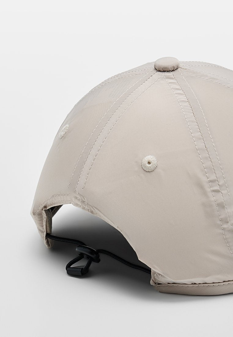 EA7 Emporio Armani Cap Media 5